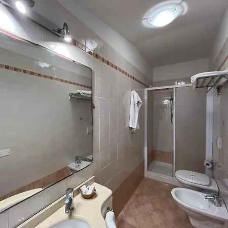 Borghesi Ξενοδοχείο