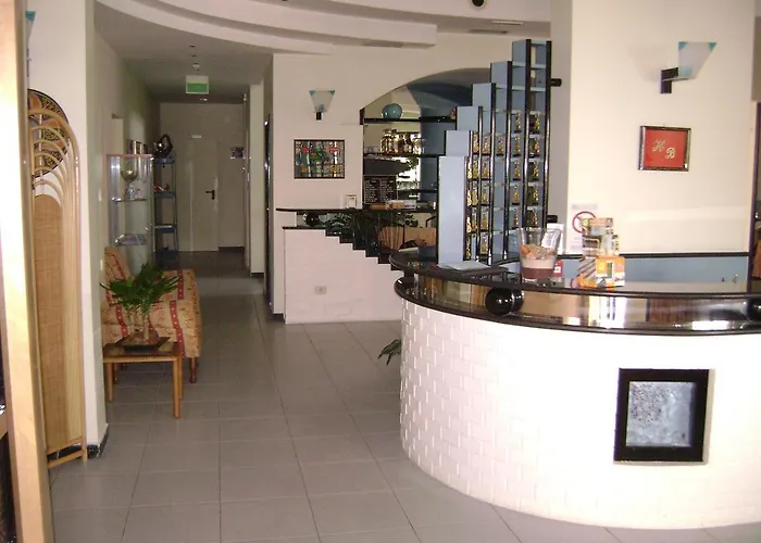 호텔 Borghesi 리치오네